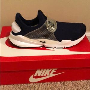 Nike Sock Darts